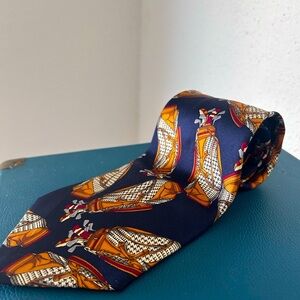 NWOT Hand-made 100% Silk Tie by Roundtree and Yorke